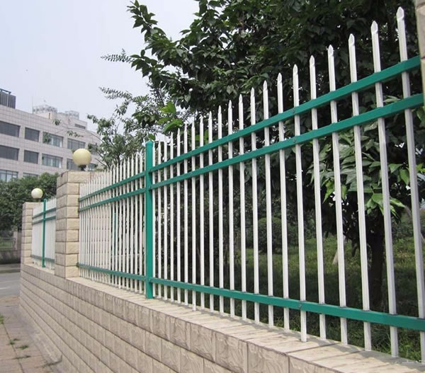 Powder Coated Picket Fence