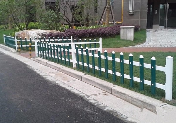 Black Vinyl Picket Fence For Swimming Pools Security